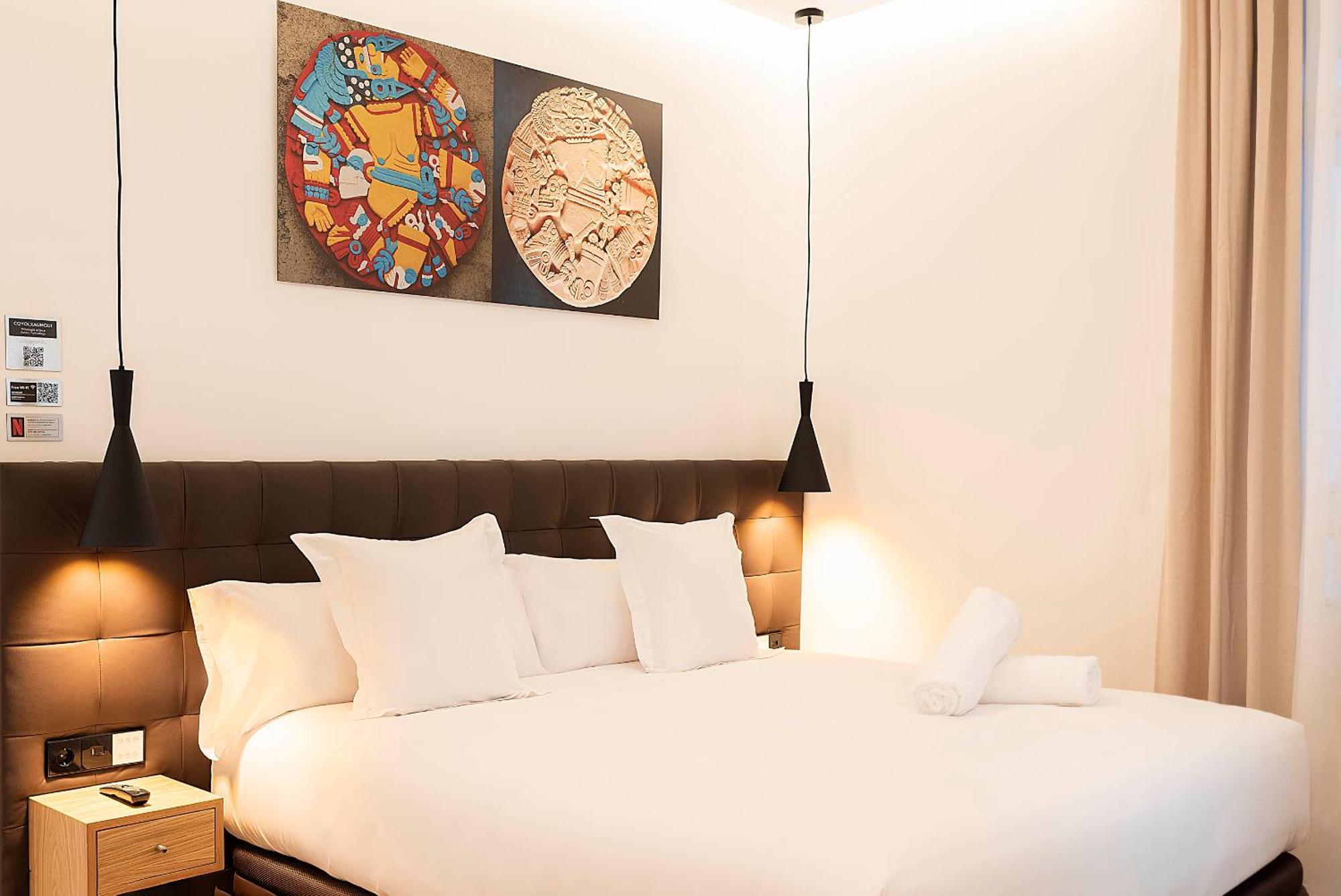 Woohoo Rooms Boutique Luna Madrid Exterior photo